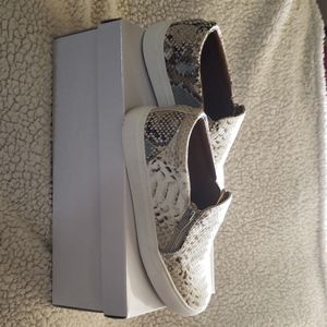 Report Sneakers